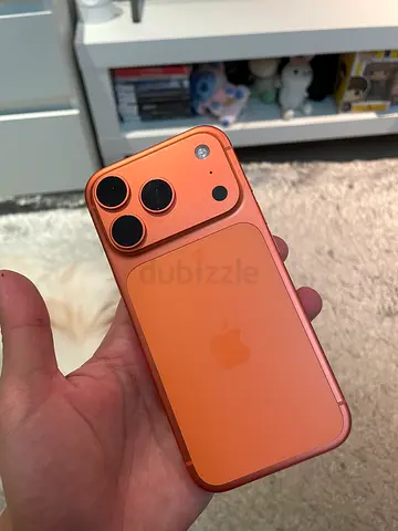 iPhone 17 Pro 512 GB with 1 more year of DG SHIELD+ from SharafDG