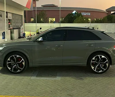 2022 AUDI RS Q8 photo 4