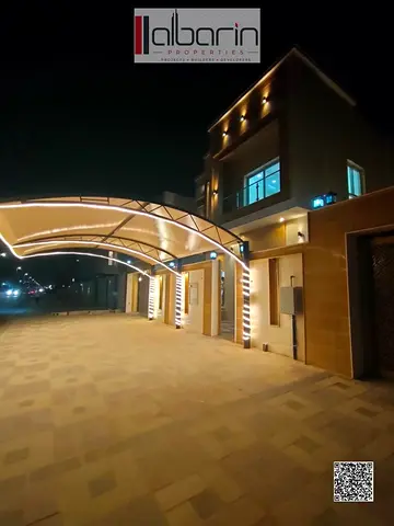 فيلا فاخره قريبه من الحديقه
