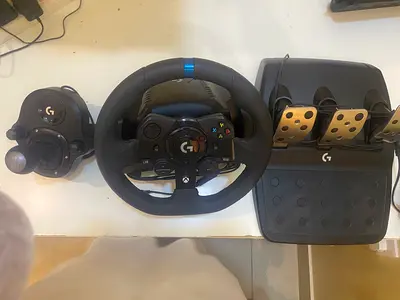 G923 Logitech steering wheel used only two weeks and get a discount if you buy it this week