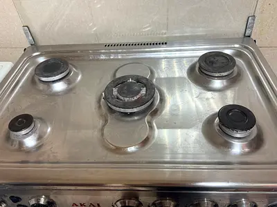 6 akai 1 year used stove for sale