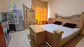 Studio-monthly rent-all inclusive -furnished -clean furniture