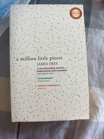 A Million Little Pieces by James Frey (Paperback)