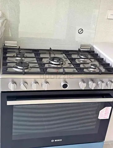 Bosch 5Burner Gas Cooker 90x60cm Freestanding