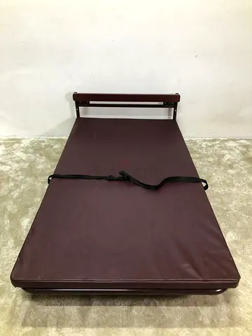 upright portable folding bed (100x190cm)
