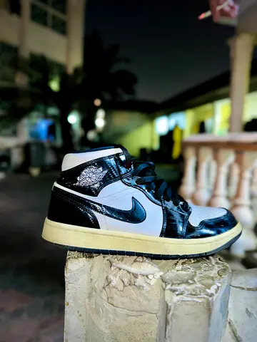 Used Black & White Air Jordan 1 Mid Size (see size in photos)