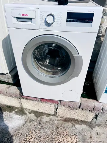 Bosch Serie 4 VarioPerfect 7kg Front Load Washing Machine