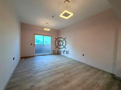 Lavish 1 BR + Store | Well Maintained | High Floor