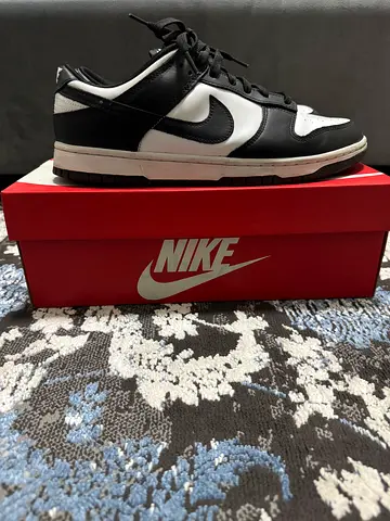 Nike Dunk Low White/Black Sneakers (SIZE 10UK) 100% authentic