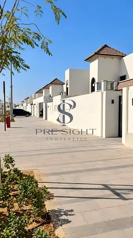 SPACIOUS 4BR + OFFICE | 750 SQM PLOT | SINGLE ROW | FAY AL REEMAN 2