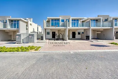3BR Townhouse | Semi-Furnished | Vacant