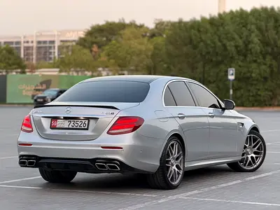 صورة 6 لـ 2017 Mercedes-BENZ E-CLASS