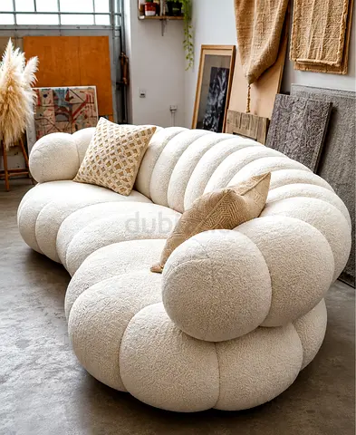 Curved Modern Boucle 3-Seater Sofa in Cream