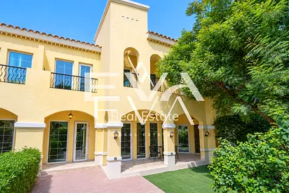 VACANT | 2 BEDROOM SPACIOUS | UNFURNISHED