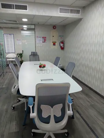 6-Seater Modern Meeting Table without Chairs in Good Condition