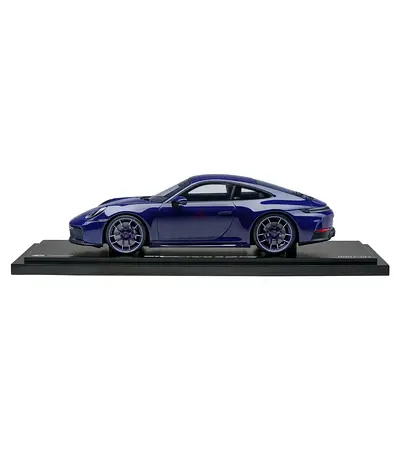 Porsche 911 Carrera 4 GTS 992.2 40Y Porsche Italia