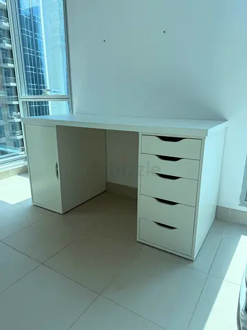 White IKEA desk with Drawers