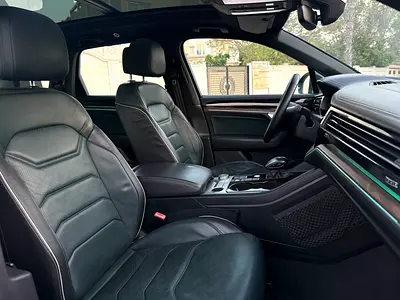 صورة 7 لـ 2019 Volkswagen TOUAREG