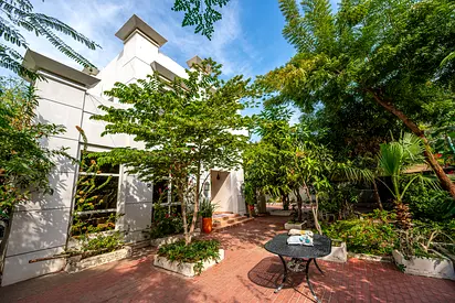 GCC | Private Villa | Great Location | Easy access