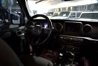 صورة مصغرة 12 لـ 2021 JEEP GLADIATOR