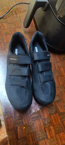 Cycling shoes