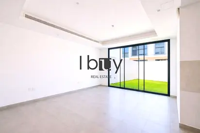 Amenities and Community View | Single Row