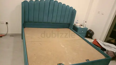 King size bed vallvet blue with hydrolic and tha two side tables