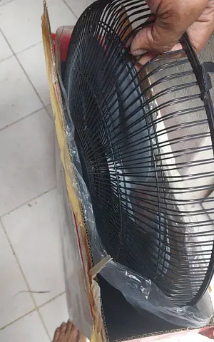 Standing fan