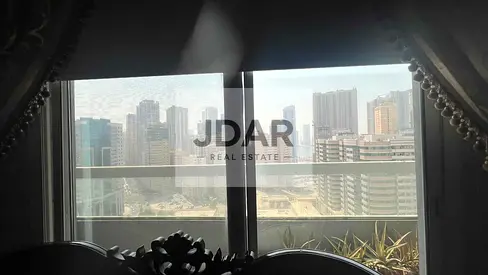 للإيجار شقة في برج أمير بوخمسين في المجاز 2 قريبه من كورنيش الخان