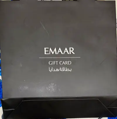 Dubai Mall, EMAAR Gift Card in non activated, un opened condition with 500 AED store value.