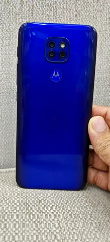 Motorola G9 play 4/64 - good condition, quad camera, blue