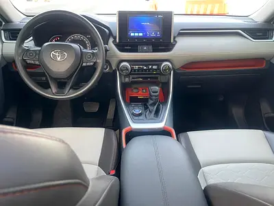 2024 Toyota RAV 4 照片 3