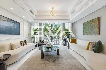IMMACULATE | VASTU | BACKING GREEN BELT | VOT