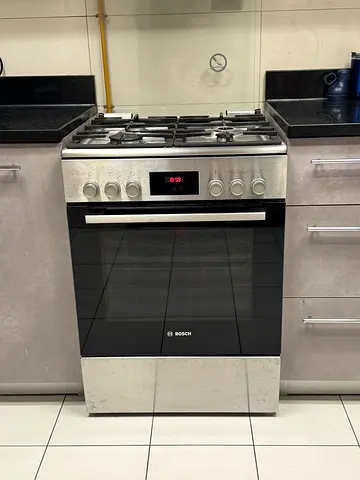 Bosch freestanding gas cooker with electric oven - stainless steel
