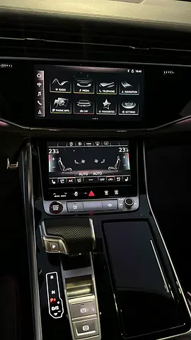 2022 AUDI RS Q8 photo 9