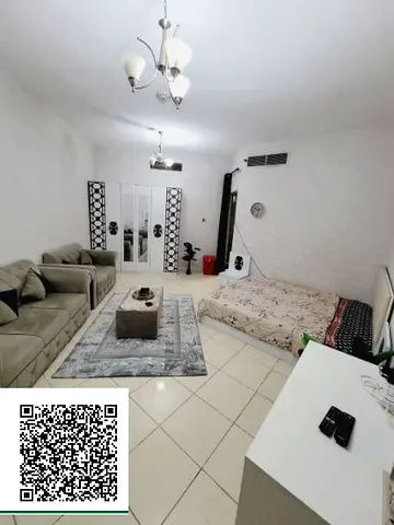 استوديو في الأورينت تاور