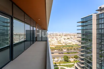High Floor | Vacant | Community View