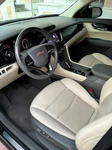 صورة 5 لـ 2020 Cadillac XT6