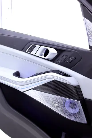 صورة مصغرة 18 لـ 2025 BMW X5