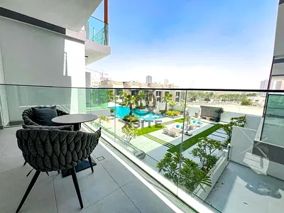 Pool View |Fully Furnished| Big Layout