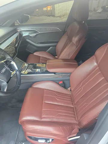 صورة 4 لـ 2020 AUDI A8