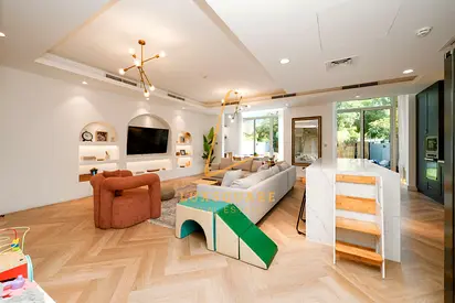 Park Views | Fully Renovated & Extended| 3BR+Maids
