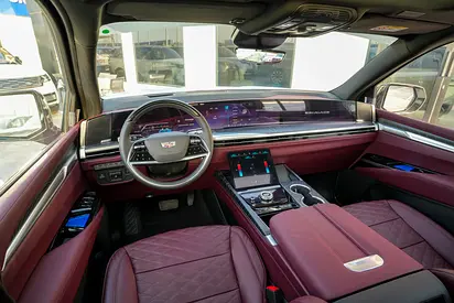 صورة 9 لـ 2026 Cadillac ESCALADE