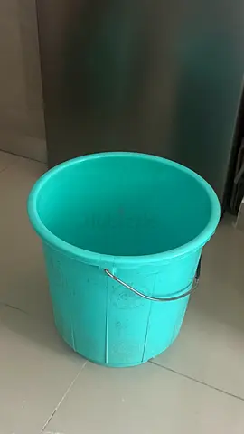 Lightweight plastic household bucket with metal handle