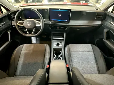 2025 Volkswagen TIGUAN 照片 9