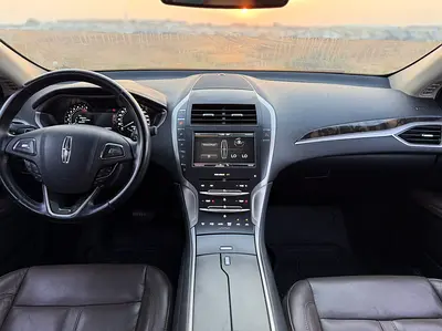 صورة 7 لـ 2016 Lincoln MKZ