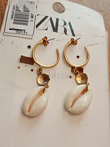 Zara gold hoop earrings with cowrie shell charms - new with tag