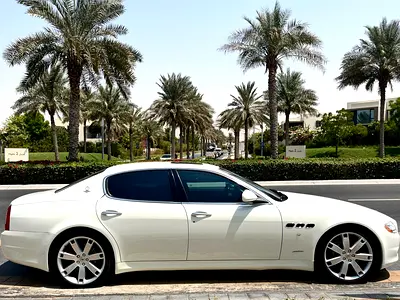 صورة 10 لـ 2012 Maserati QUATTROPORTE