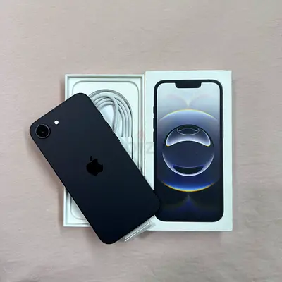 I Phone 16e 128GB Sim lock