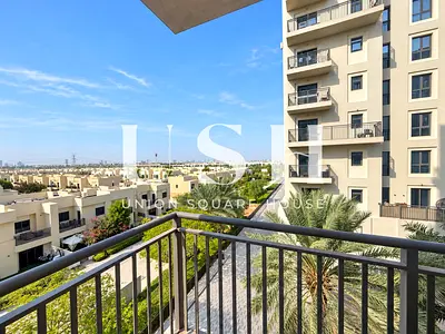 3 BR + M | Townhouse View | Vacant | Semi Closed Kitchen